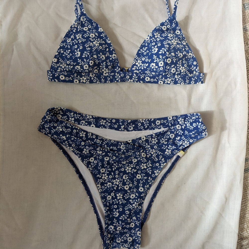 Summersalt Swim Top and Bottom Sz 2